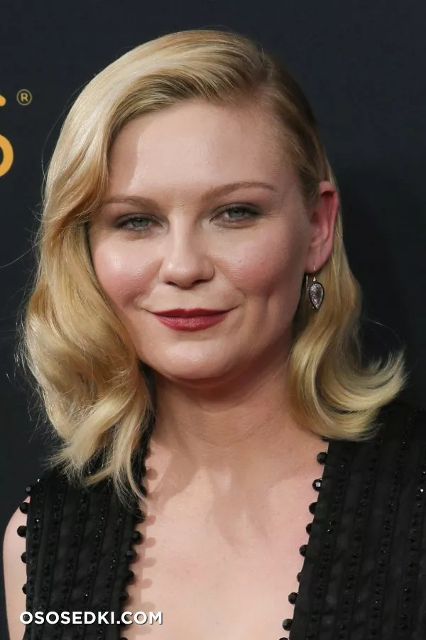 Кирстен Данст голая - фото Kirsten Dunst - 130