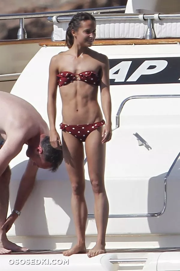 Алисия Викандер голая - фото Alicia Vikander - 109