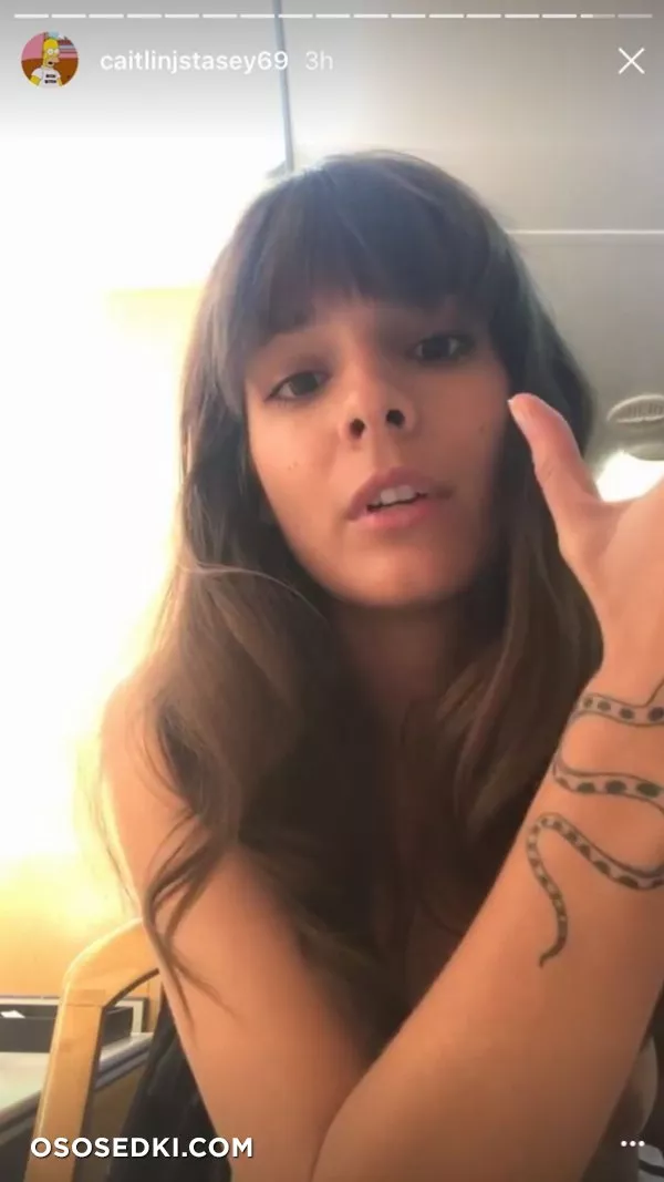Кейтлин Стэйси голая - фото Caitlin Stasey - 41