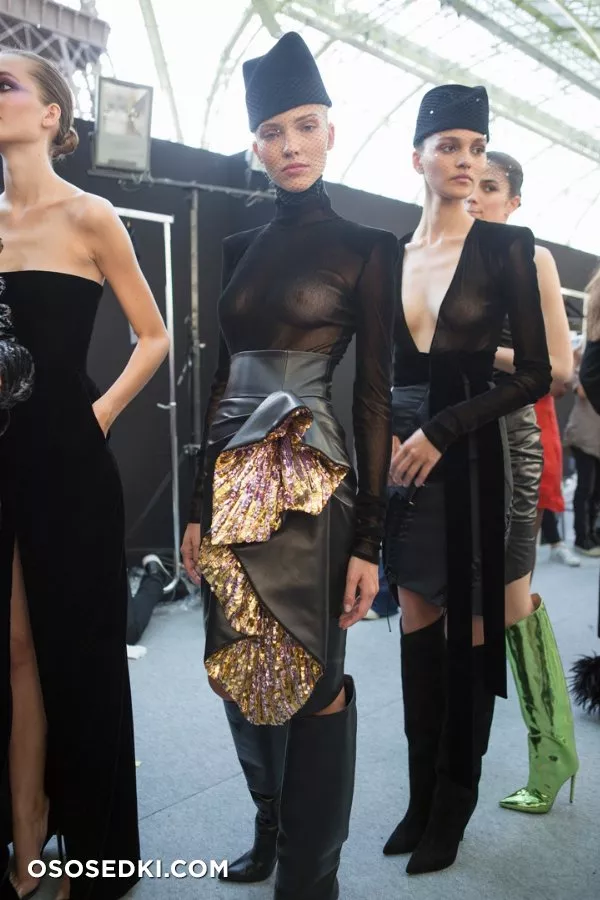 Саша Лусс голая - фото Sasha Luss - 58