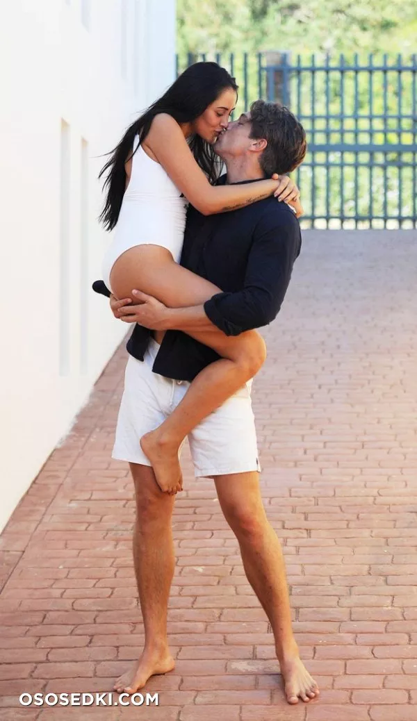 Марни Симпсон (Marnie Simpson) голая - 85
