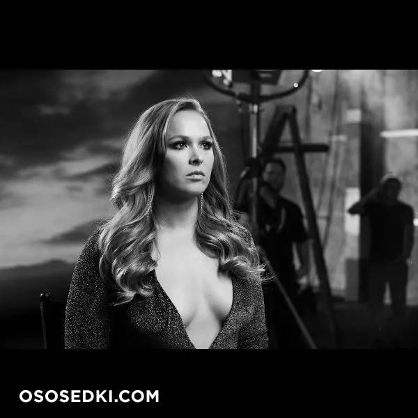 Ронда Роузи (Ronda Rousey) голая и сексуальная - 152