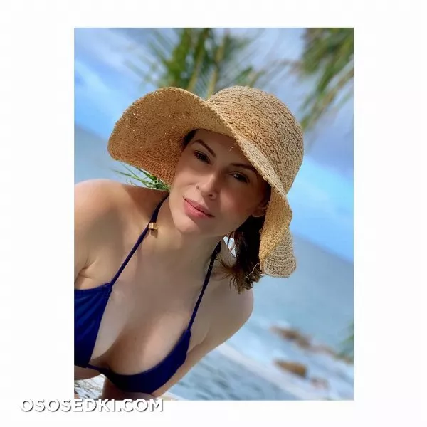 Алисса Милано голая - фото Alyssa Milano - 79