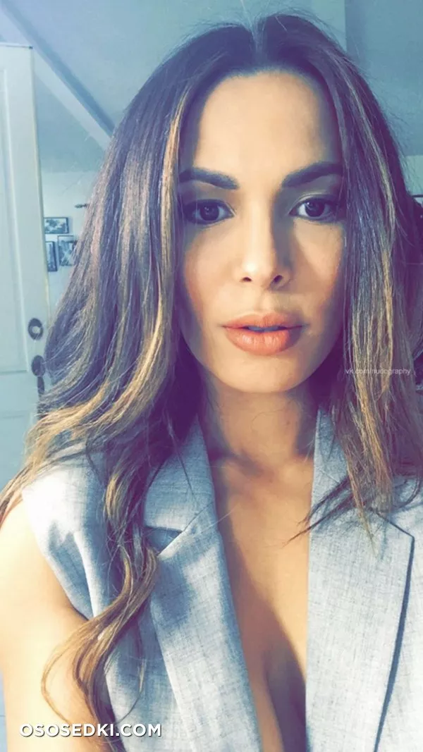 Надин Веласкес голая, фото Nadine Velazquez - 10