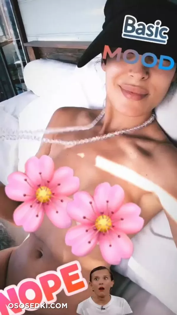 Надин Веласкес голая, фото Nadine Velazquez - 105