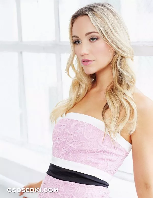 Катрина Боуден голая - фото Katrina Bowden - 20