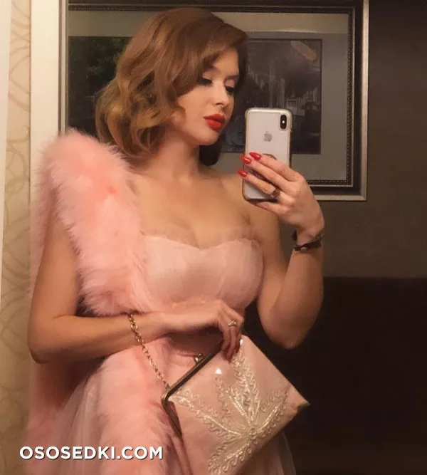 Рене Олстед голая - фото Renee Olstead - 42
