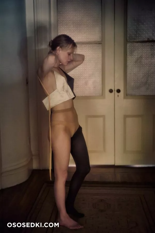 Гвиневер Ван Синус голая - фото Guinevere van Seenus - 7