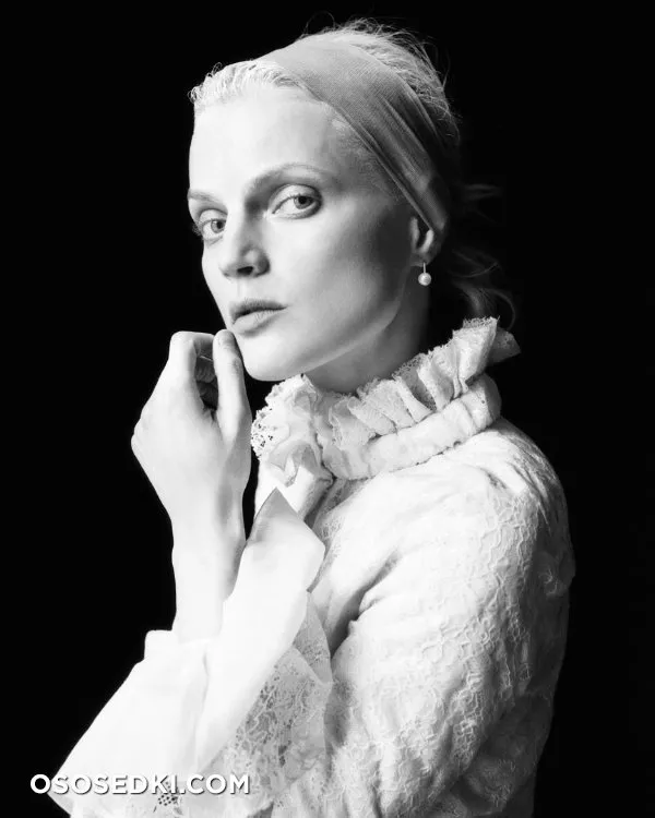 Гвиневер Ван Синус голая - фото Guinevere van Seenus - 15