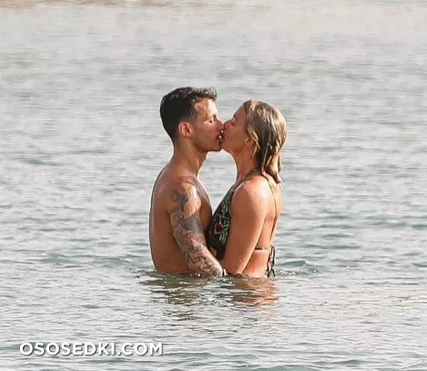 Джемма Аткинсон (Gemma Atkinson) голая и фото в бикини - 448