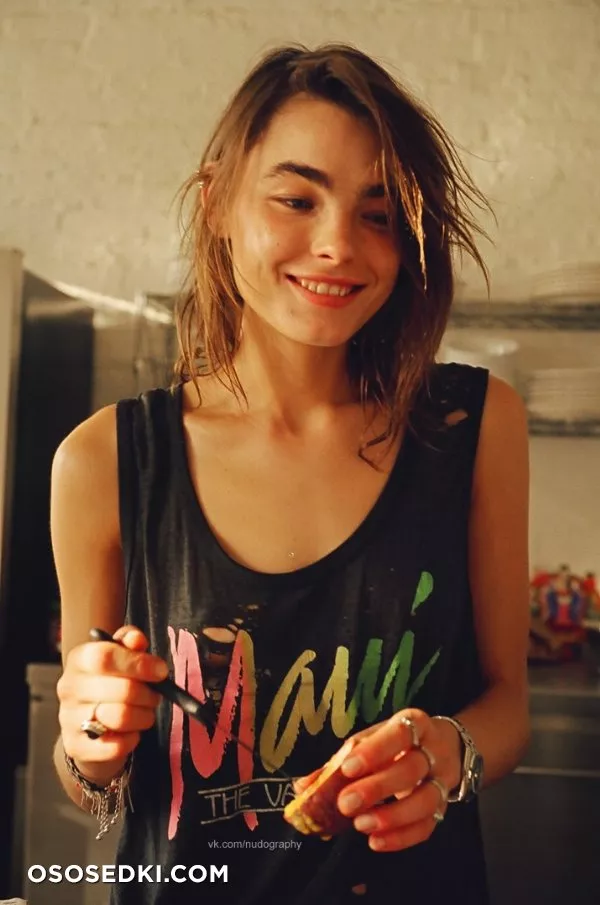 Бэмби Нортвуд-Блит (Bambi Northwood-Blyth) голая - 11