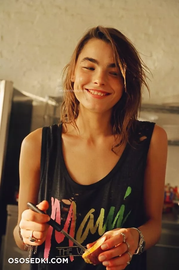 Бэмби Нортвуд-Блит (Bambi Northwood-Blyth) голая - 12