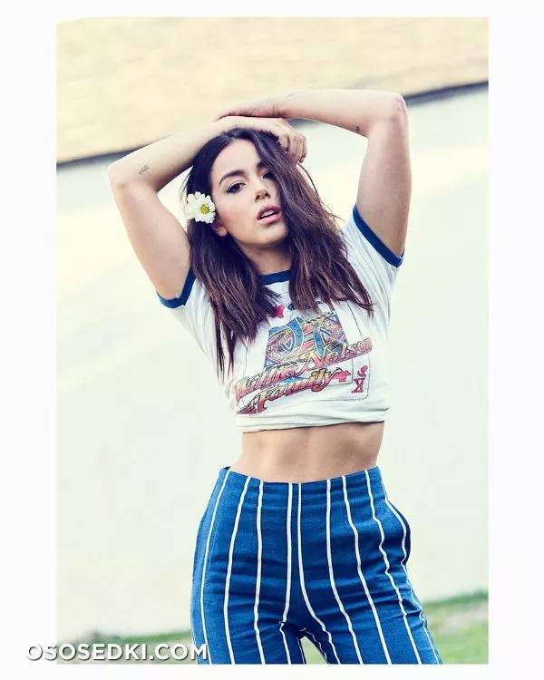 Хлоя Беннет голая - фото Chloe Bennet - 80