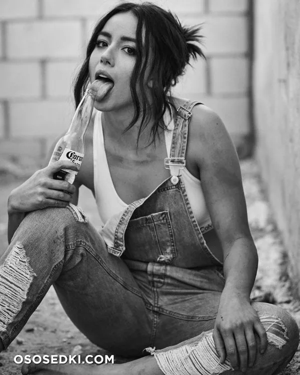 Хлоя Беннет голая - фото Chloe Bennet - 88