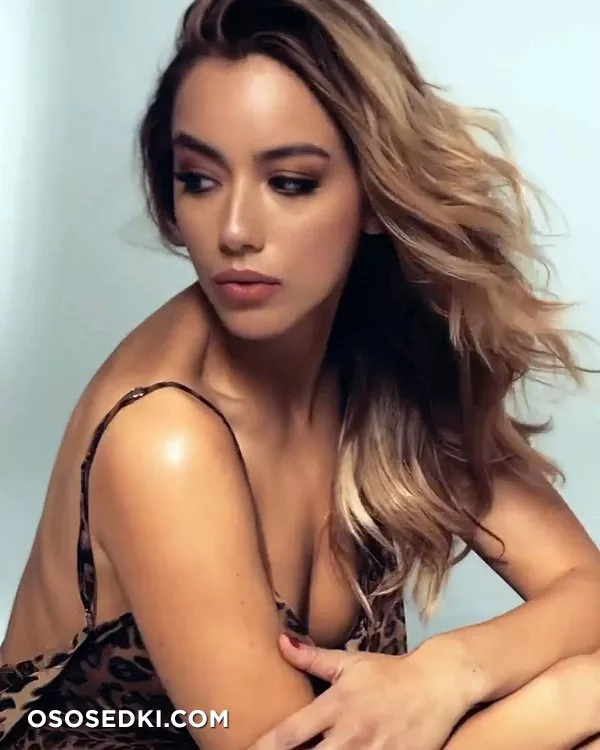 Хлоя Беннет голая - фото Chloe Bennet - 126