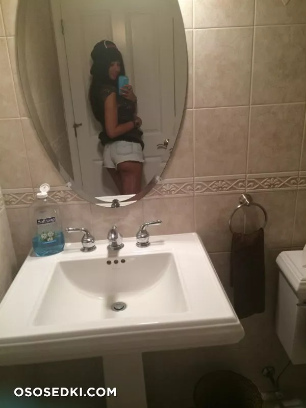 Джеки Круз голая, фото Jackie Cruz - 213