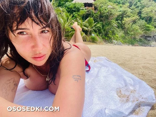 Джеки Круз голая, фото Jackie Cruz - 246