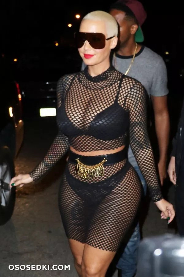 Эмбер Роуз голая - Amber Rose - фото папарацци - 14