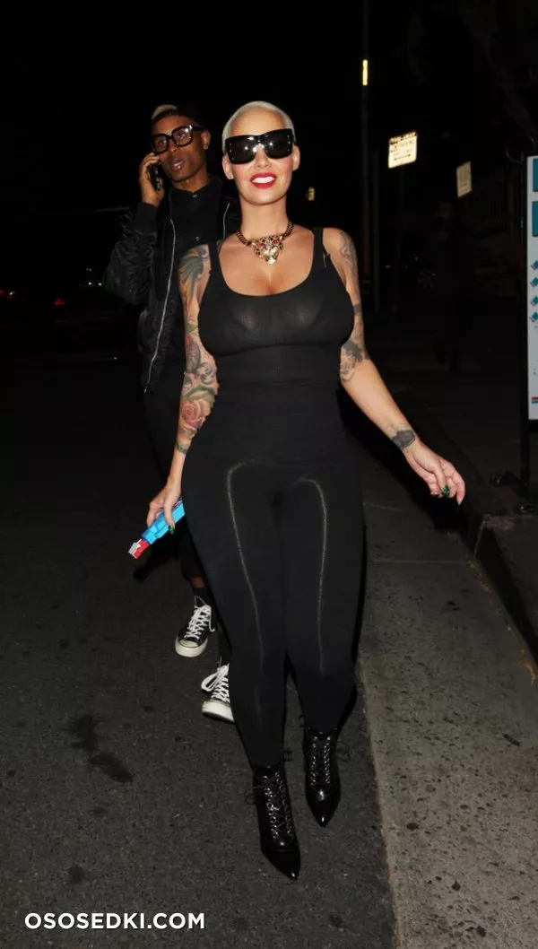 Эмбер Роуз голая - Amber Rose - фото папарацци - 25