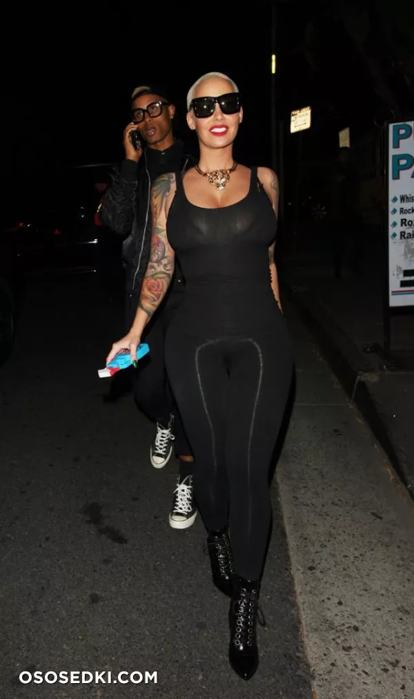 Эмбер Роуз голая - Amber Rose - фото папарацци - 26