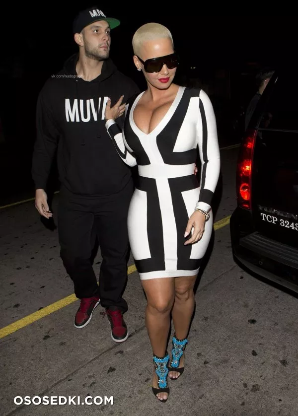 Эмбер Роуз голая - Amber Rose - фото папарацци - 100
