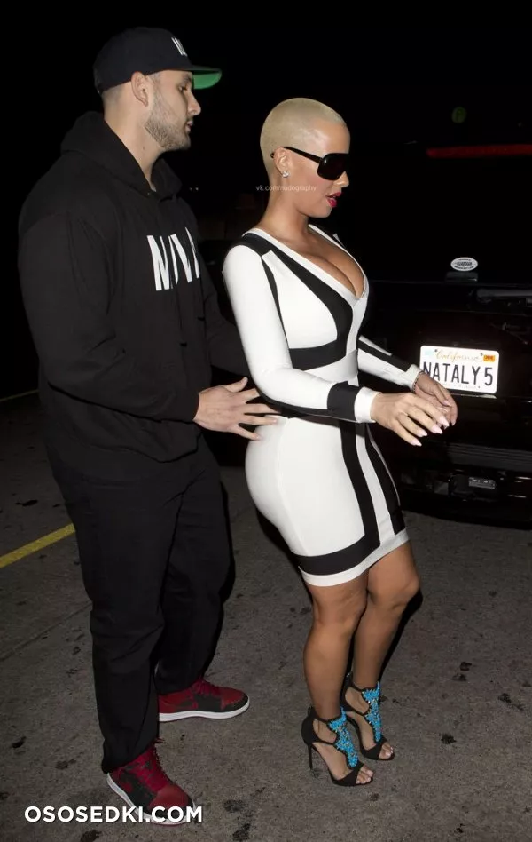 Эмбер Роуз голая - Amber Rose - фото папарацци - 101