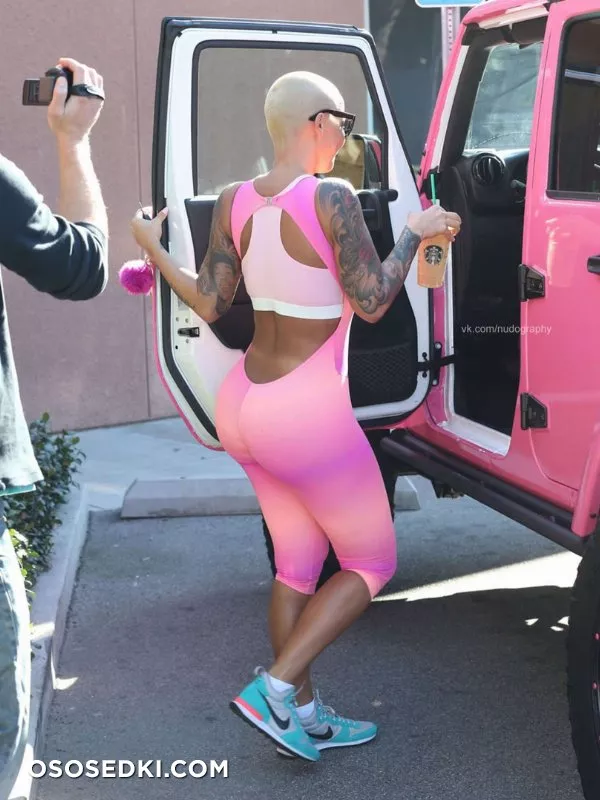 Эмбер Роуз голая - Amber Rose - фото папарацци - 107
