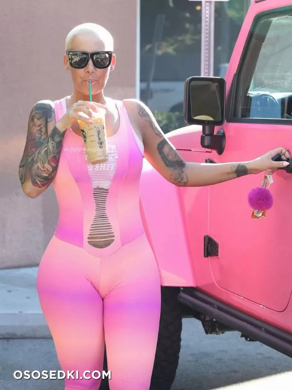 Эмбер Роуз голая - Amber Rose - фото папарацци - 116