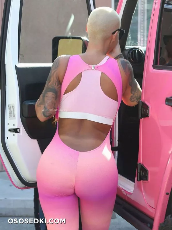 Эмбер Роуз голая - Amber Rose - фото папарацци - 121