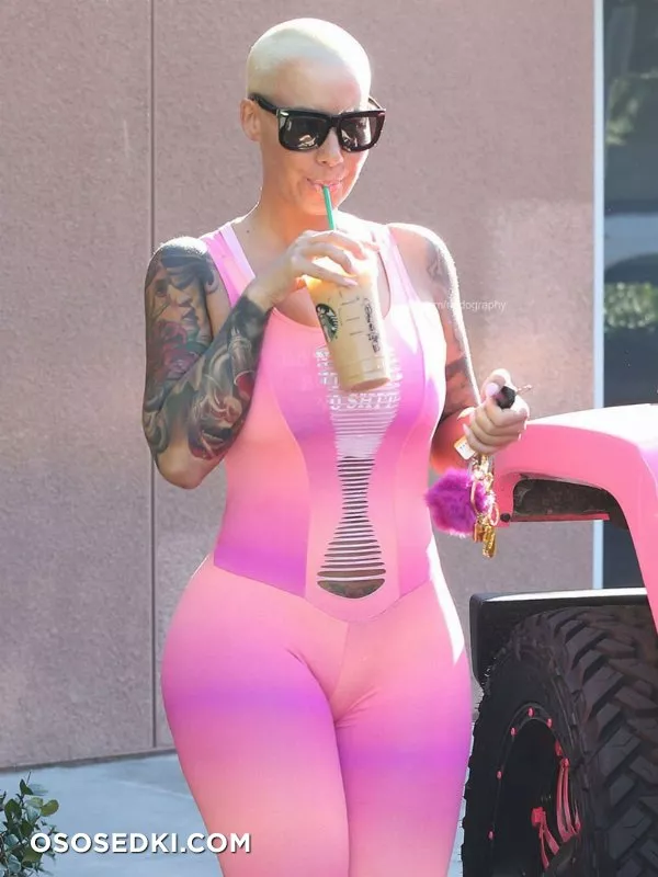 Эмбер Роуз голая - Amber Rose - фото папарацци - 122