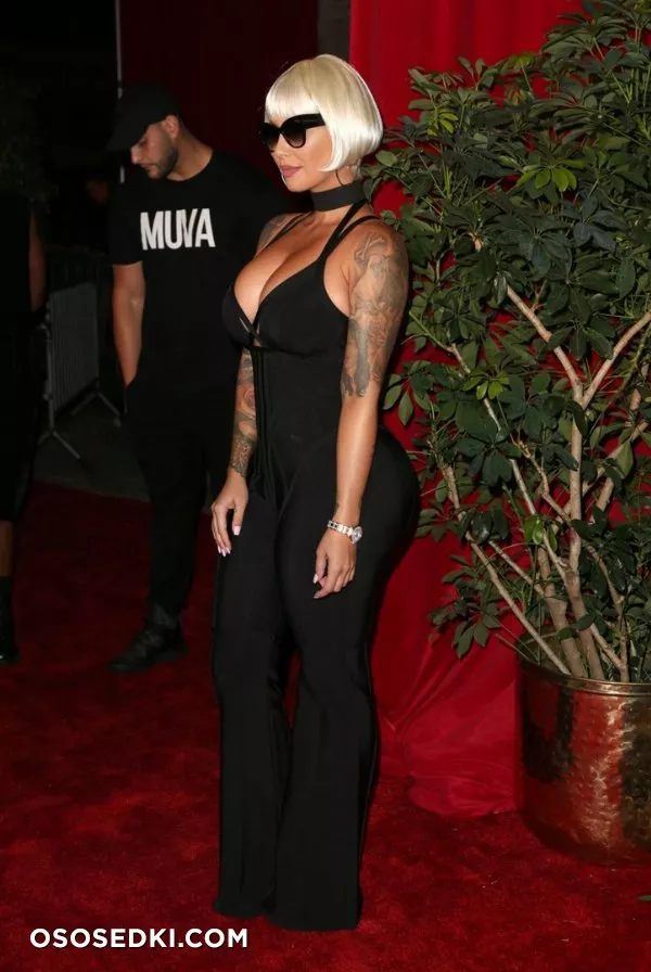Эмбер Роуз голая - Amber Rose - фото папарацци - 144