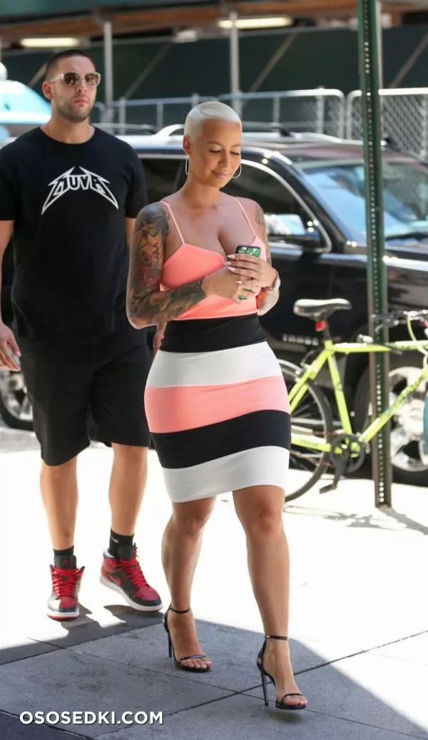 Эмбер Роуз голая - Amber Rose - фото папарацци - 146