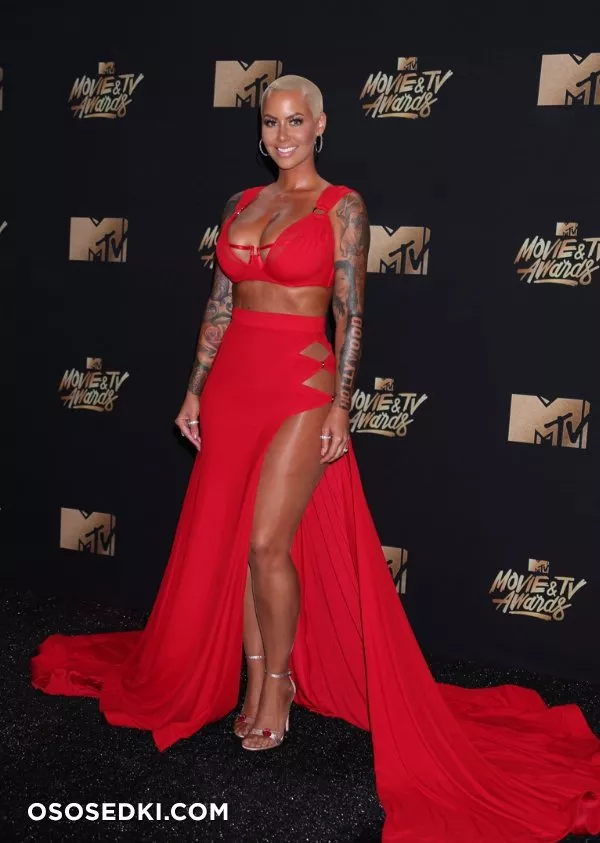 Эмбер Роуз голая - Amber Rose - фото папарацци - 235