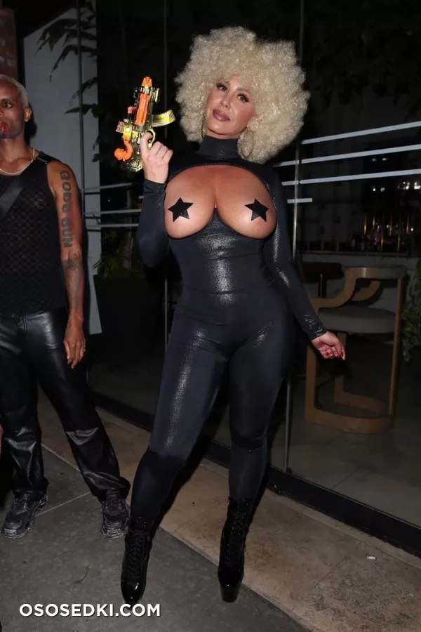 Эмбер Роуз голая - Amber Rose - фото папарацци - 333