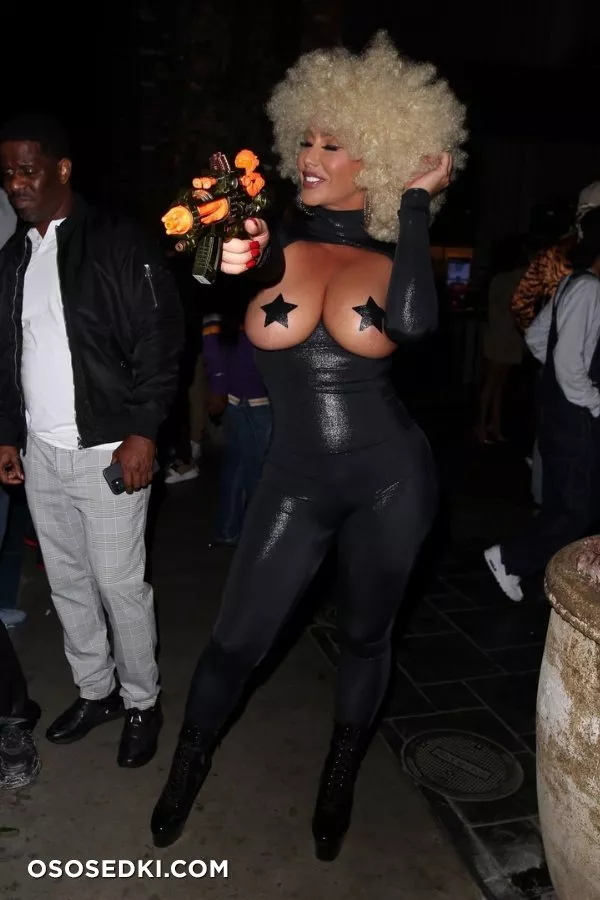 Эмбер Роуз голая - Amber Rose - фото папарацци - 342
