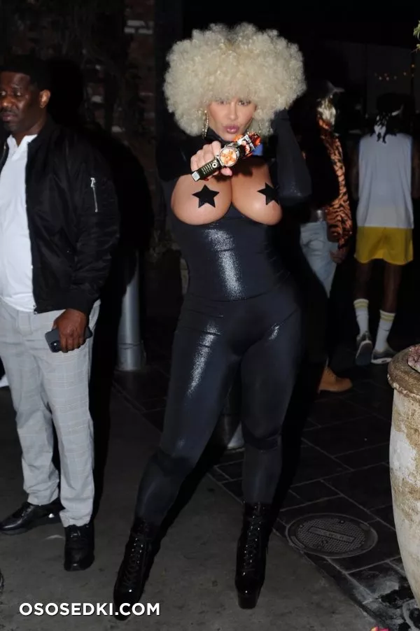 Эмбер Роуз голая - Amber Rose - фото папарацци - 354