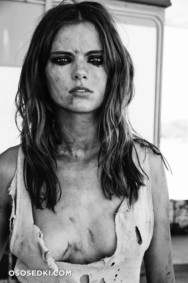 Касия Страсс (Kasia Struss) голая - 13
