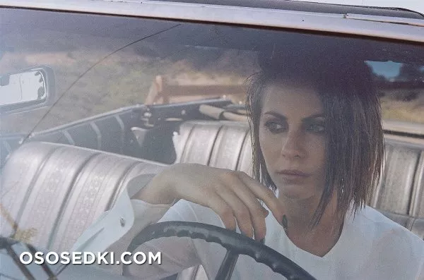 Уилла Холланд (Willa Holland) голая и сексуальная - 19