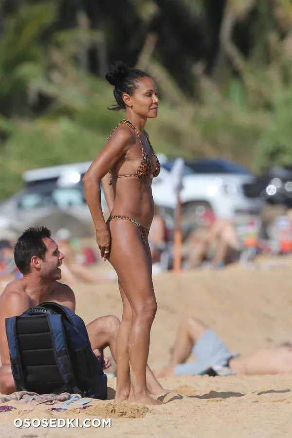 Джада Пинкетт-Смит (Jada Pinkett Smith) голая - фото - 17