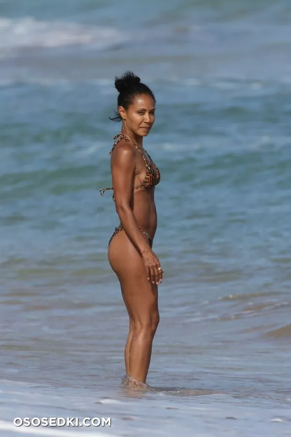 Джада Пинкетт-Смит (Jada Pinkett Smith) голая - фото - 27