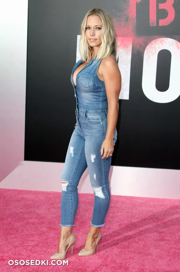 Кендра Уилкинсон (Kendra Wilkinson) голая - 43