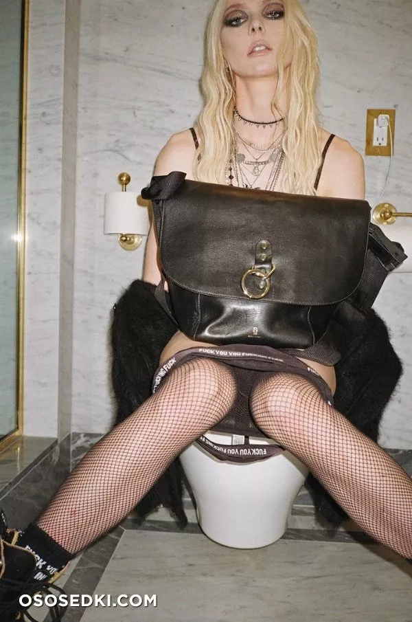 Тейлор Момсен голая, Taylor Momsen фото - 65