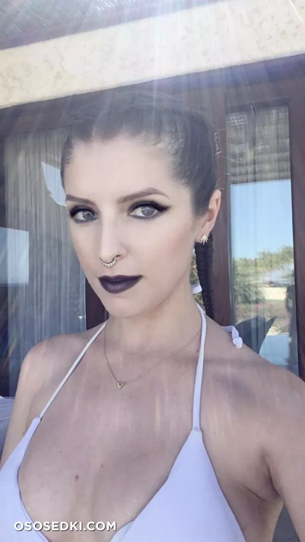 Анна Кендрик голая - Anna Kendrick фото - 21