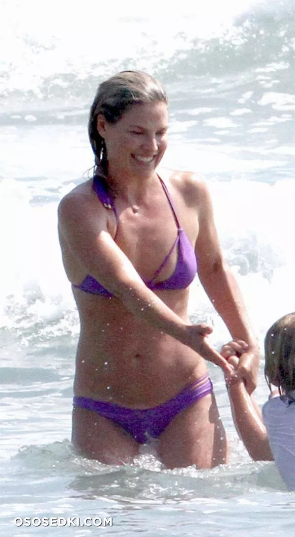 Эли Лартер (Ali Larter) голая - 85