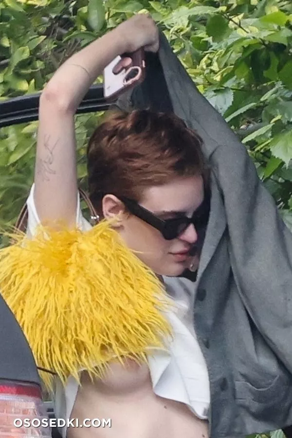 Таллула Уиллис голая - Tallulah Willis фото - 25