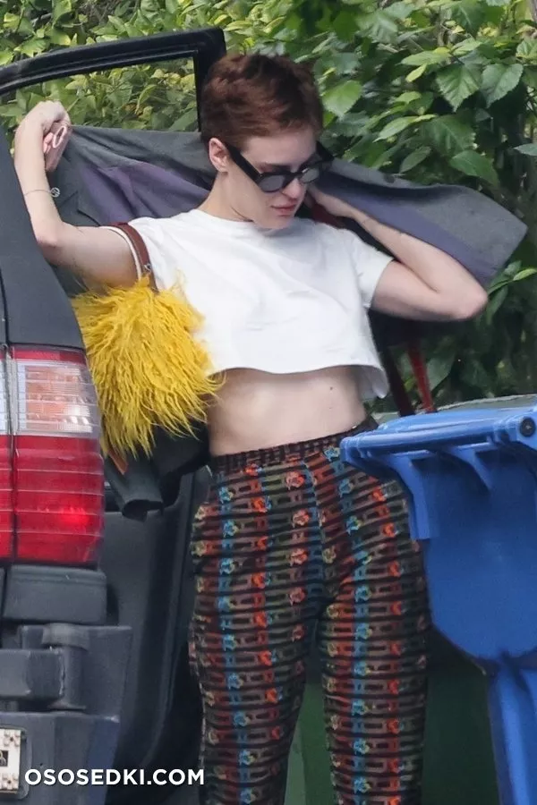 Таллула Уиллис голая - Tallulah Willis фото - 30