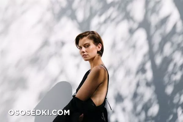 Лорен Коэн голая - Lauren Cohan фото - 74