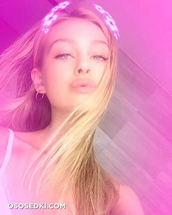 Никола Пельтц голая - Nicola Peltz фото - 11