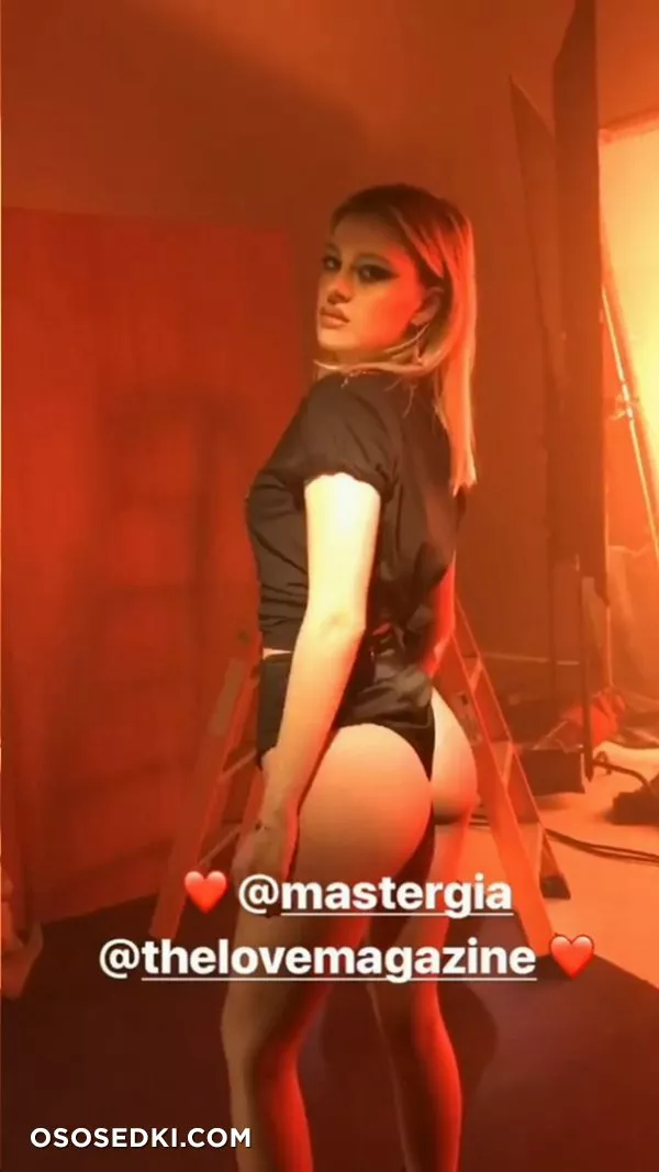 Никола Пельтц голая - Nicola Peltz фото - 147