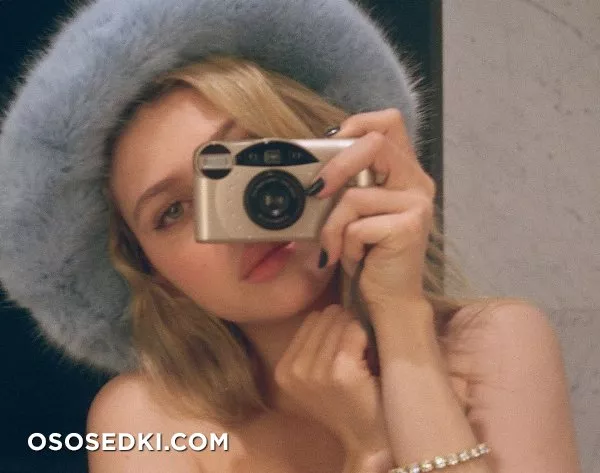 Никола Пельтц голая - Nicola Peltz фото - 200